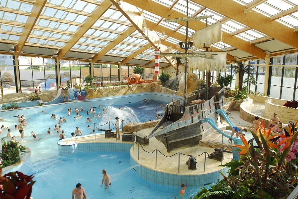 Hotel Tulipan Prŭhonice Dış mekan fotoğraf